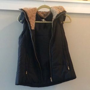 Black puffer vest